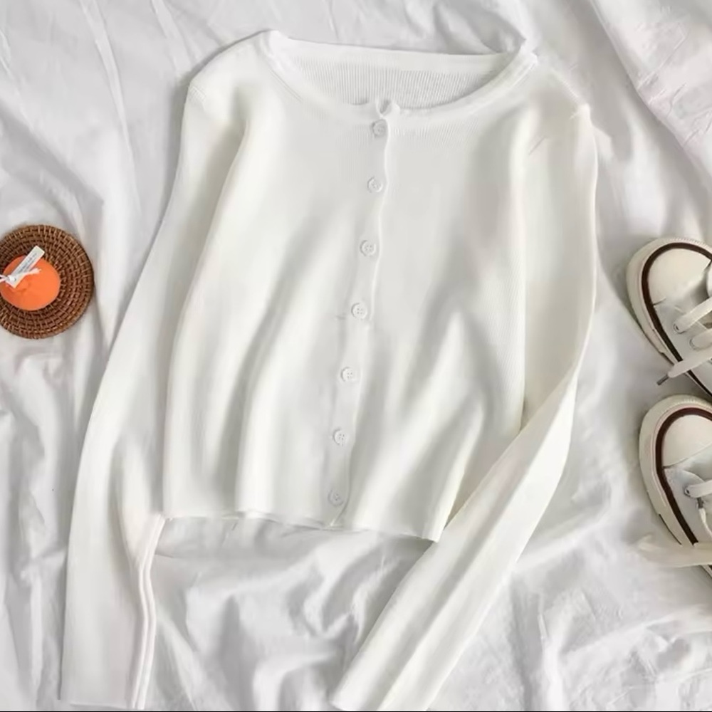 White Cropped Cardigan in size XS